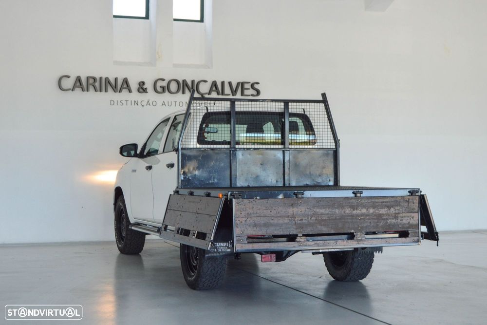 Toyota Hilux 2.4 D-4D 4WD CD CM - 51