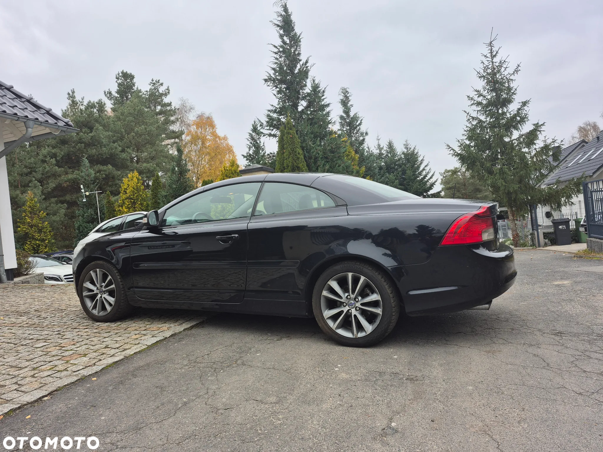Volvo C70 D3 Momentum - 22