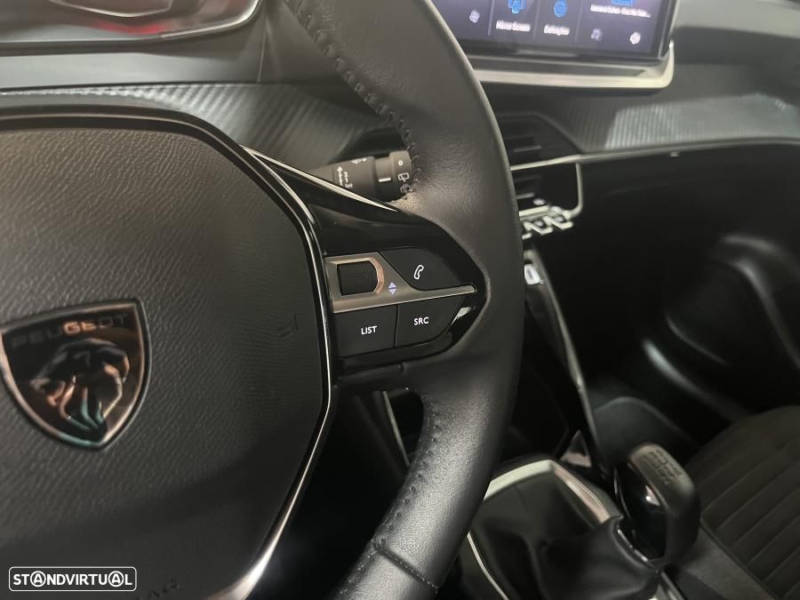 Peugeot 208 1.2 PureTech Allure - 19