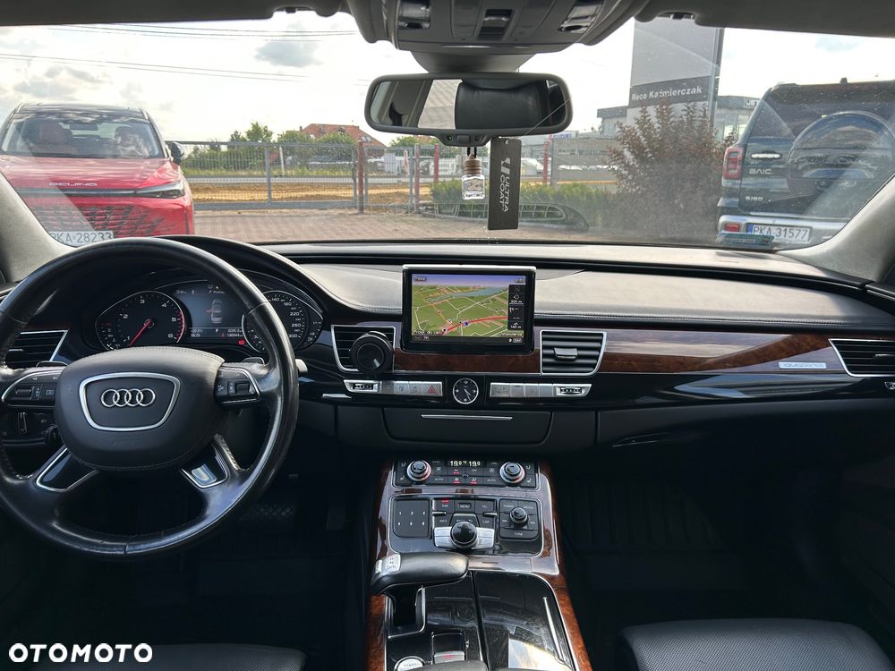 Audi A8 4.2 TDI Quattro - 12