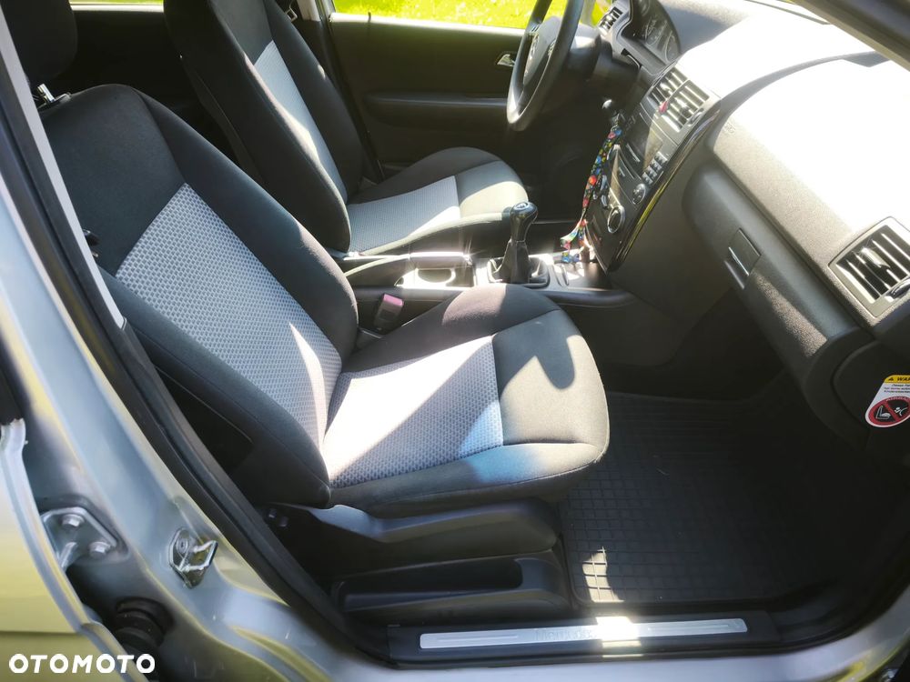 Mercedes-Benz Klasa A 180 CDI Elegance - 24
