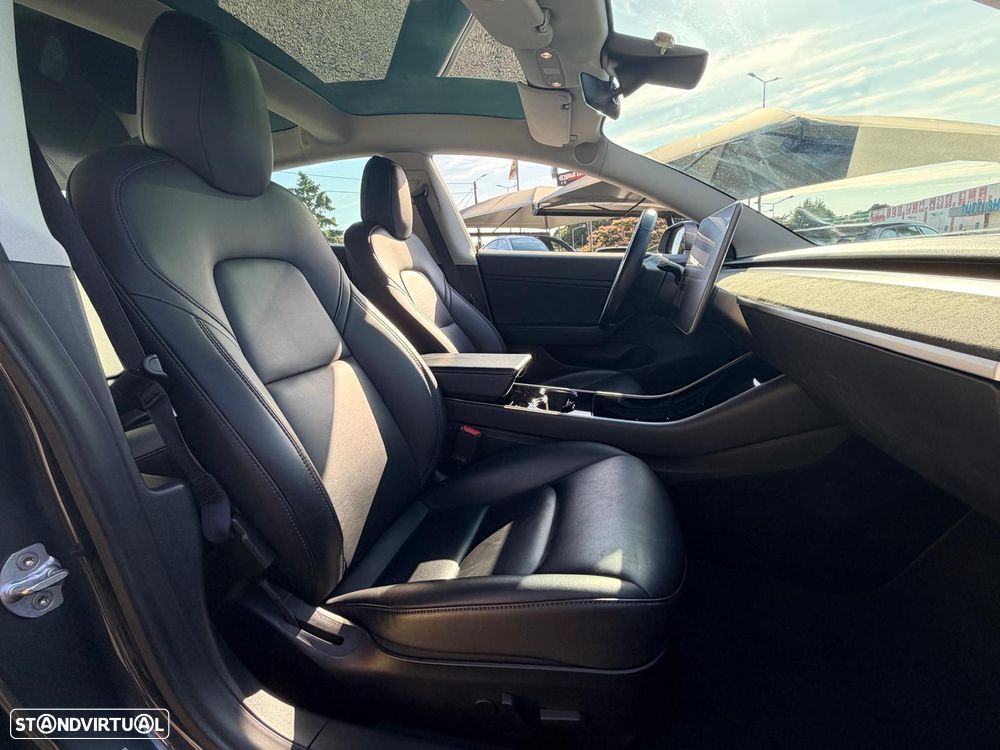 Tesla Model 3 Long-Range Dual Motor AWD - 11