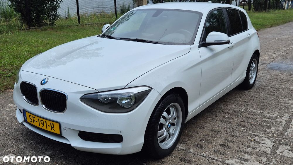 BMW Seria 1 116i Sport Line - 2
