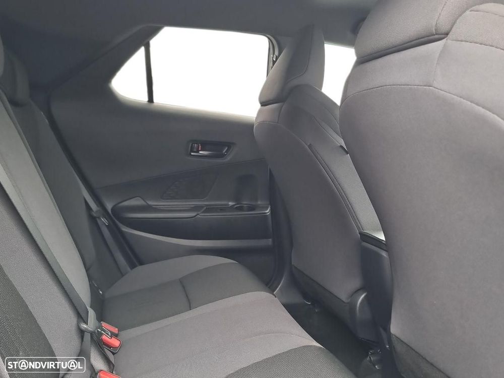 Toyota C-HR — fotografia 7