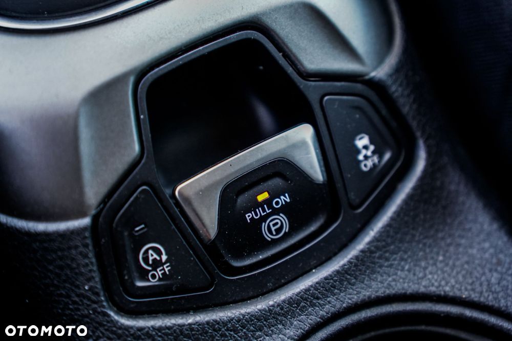 Jeep Compass - 16