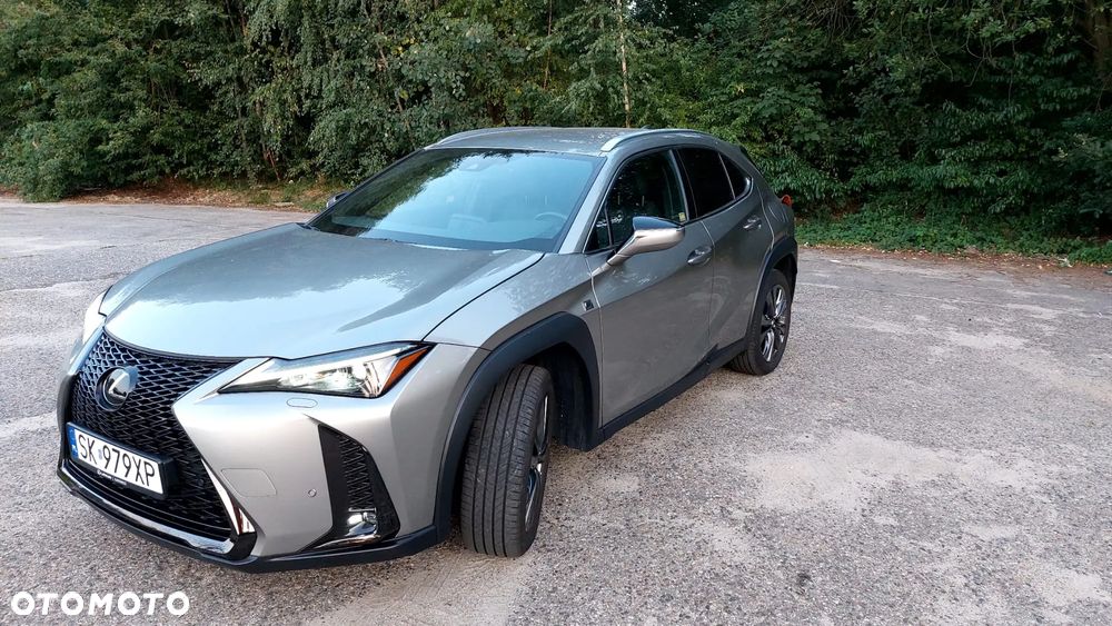 Lexus UX - 2