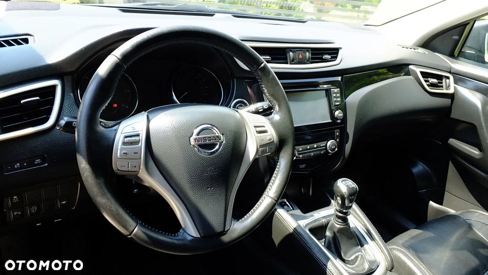 Nissan Qashqai 1.5 dCi Tekna - 21