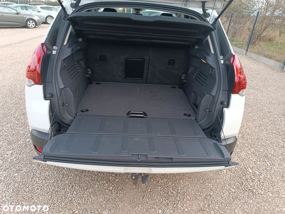 Peugeot 3008 2.0 BlueHDi Active S&S - 29