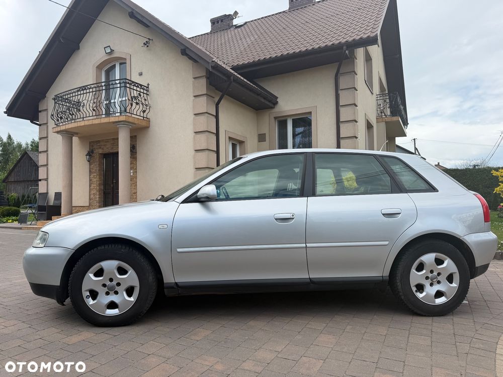 Audi A3 Sportback 1.6 Ambition - 15