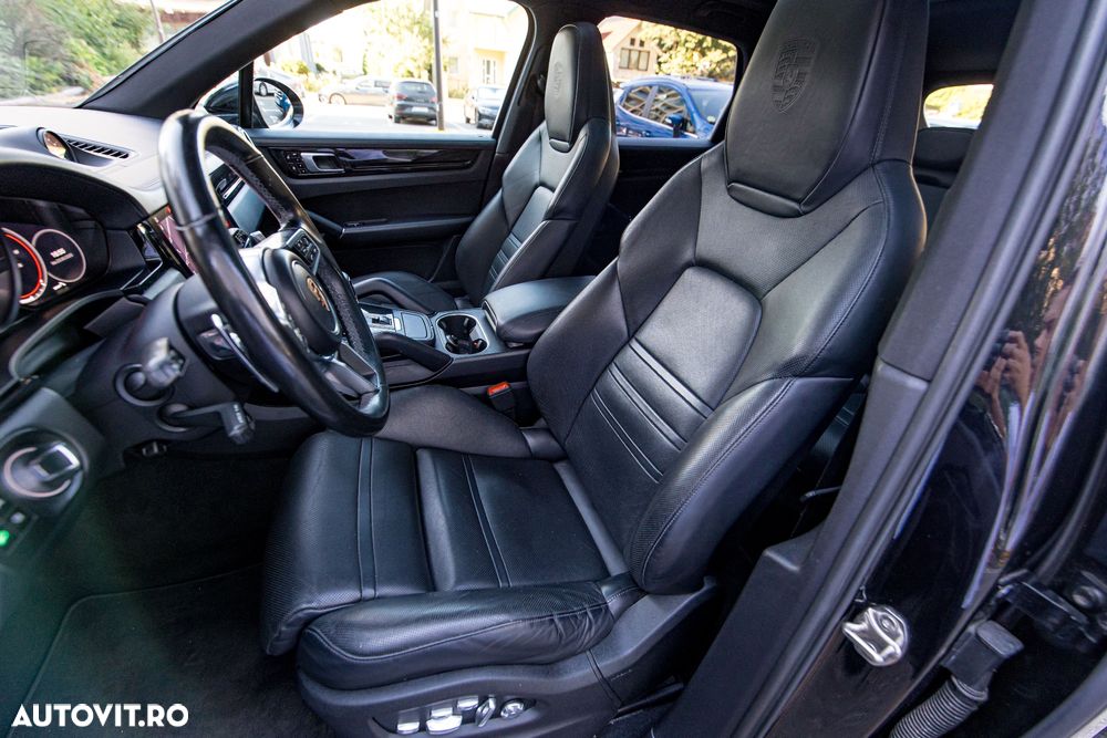Porsche Cayenne - 20