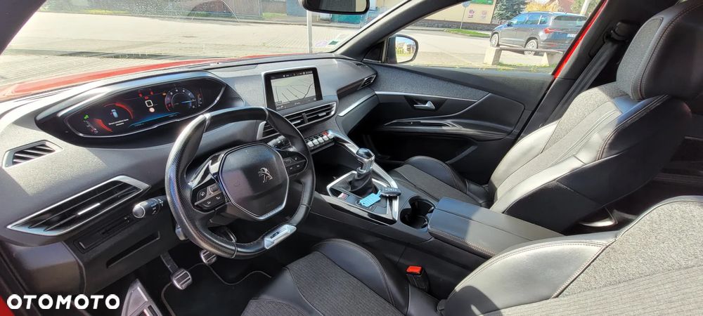 Peugeot 3008 1.2 PureTech GT S&S - 6