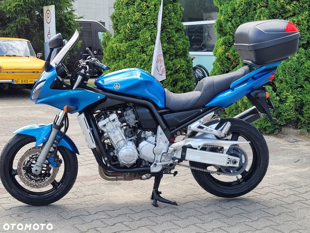 Yamaha FZS - 20