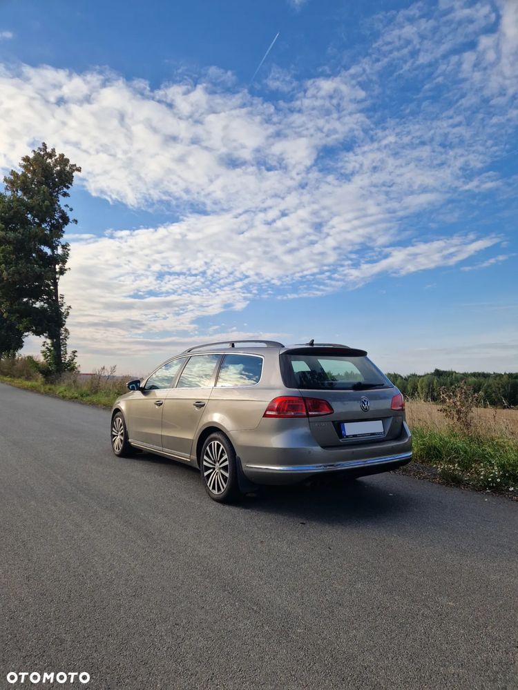 Volkswagen Passat 2.0 TDI Comfortline - 4