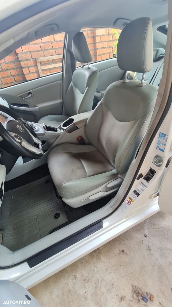 Toyota Prius - 9