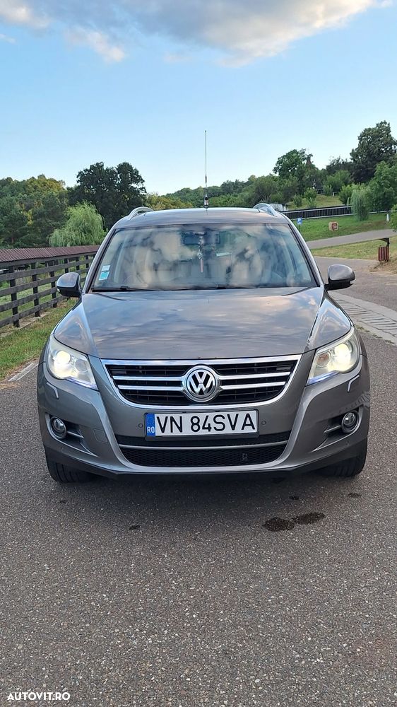 Volkswagen Tiguan 2.0 TDI DPF BlueMotion Technology Sport & Style - 3