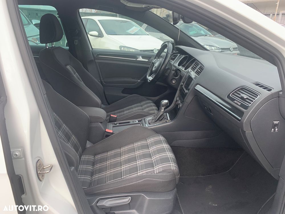 Volkswagen Golf GTD (BlueMotion Technology) DSG - 14