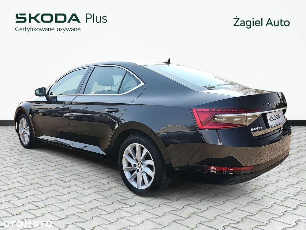 Skoda Superb 2.0 TDI SCR Ambition DSG - 3