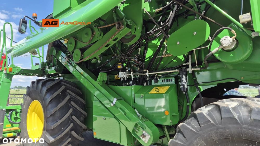 John Deere W540 - 11