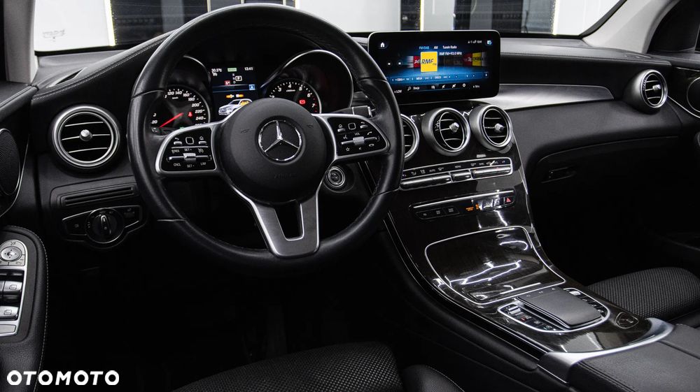 Mercedes-Benz GLC 200 4Matic 9G-TRONIC AMG Line - 12