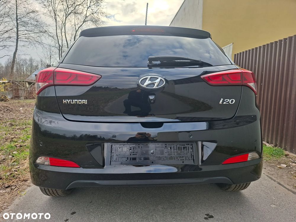 Hyundai i20 1.2 Intro Edition - 18