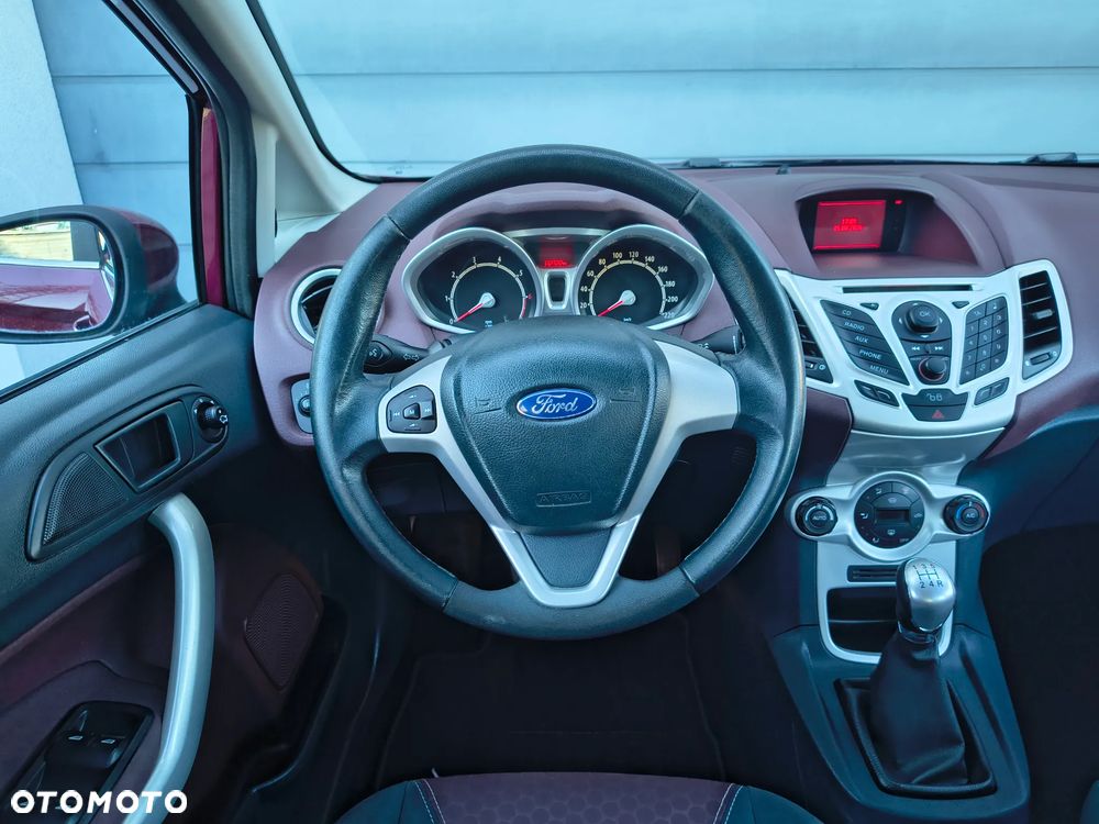 Ford Fiesta 1.25 Titanium - 21