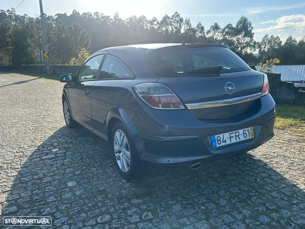 Opel Astra GTC 1.7 CDTI - 3