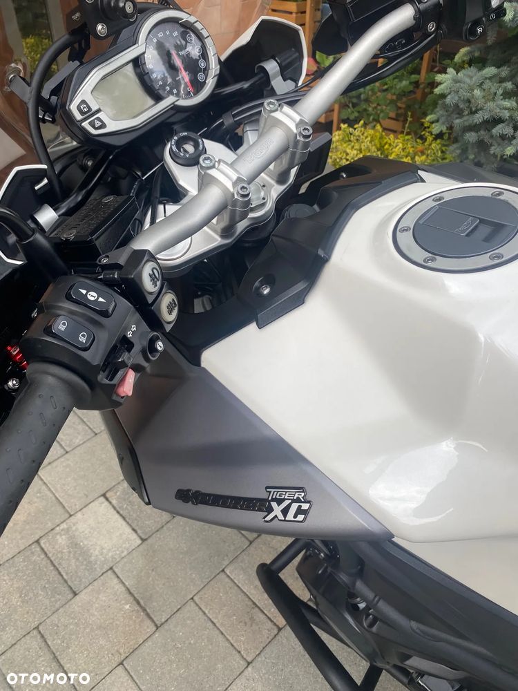 Triumph Tiger - 8