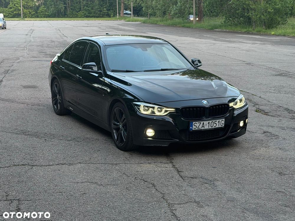 BMW Seria 3 320d M Sport - 11