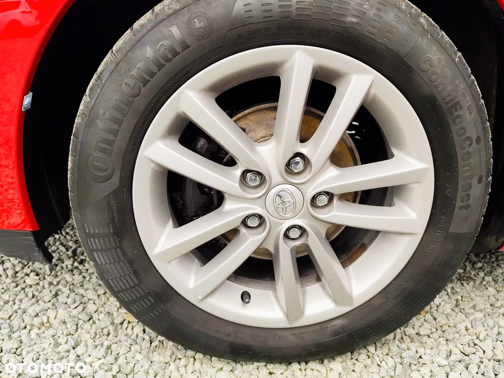 Toyota Auris 1.4 VVT-i Sol - 30