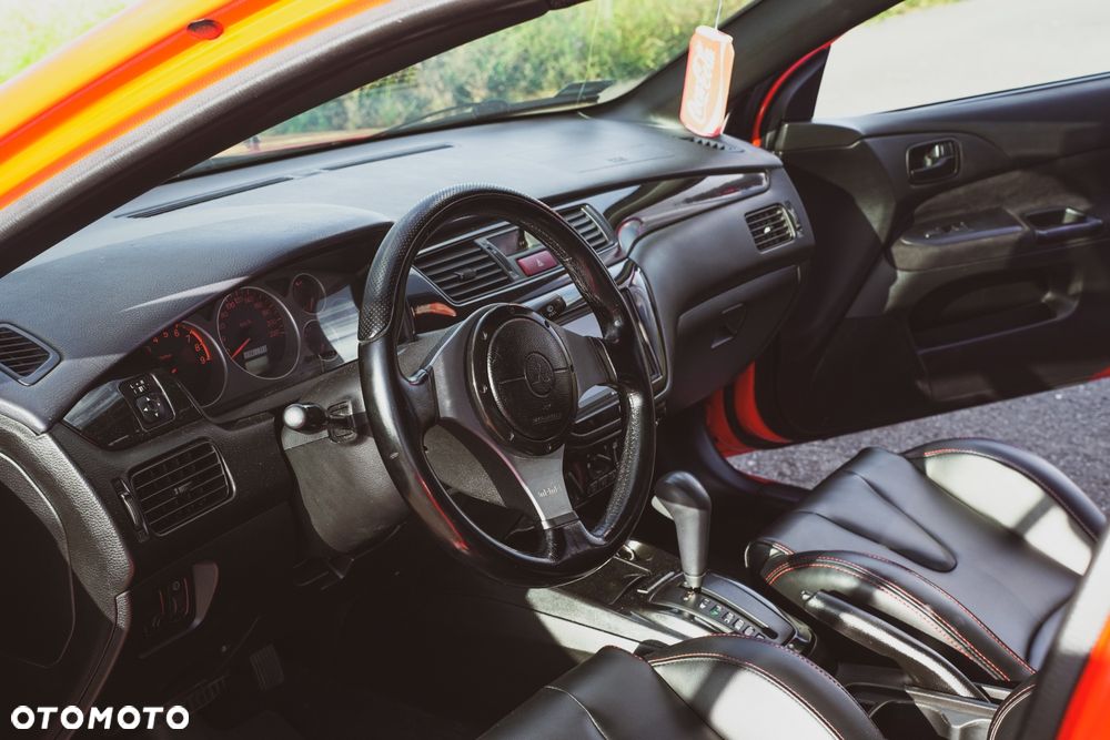 Mitsubishi Lancer - 6