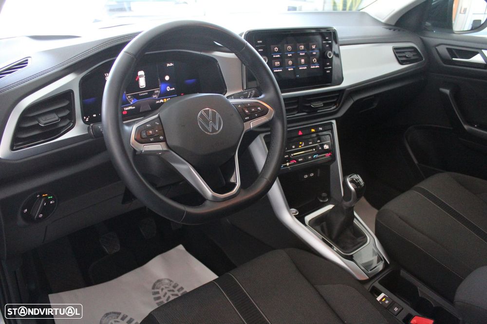 VW T-Roc 1.0 TSI Urban - 11