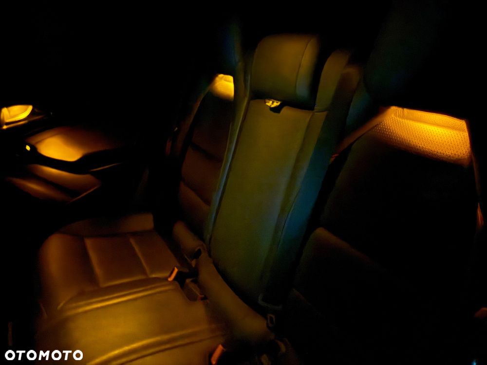 Mercedes-Benz CLA 45 AMG 4-Matic - 28