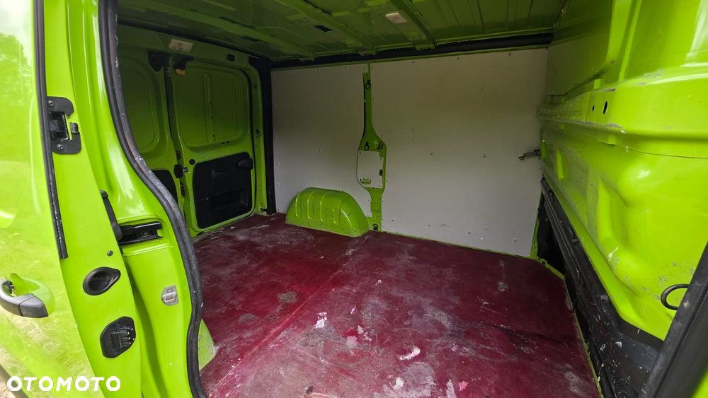 Renault Trafic - 15
