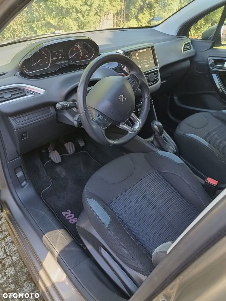 Peugeot 208 PureTech 82 Allure - 18