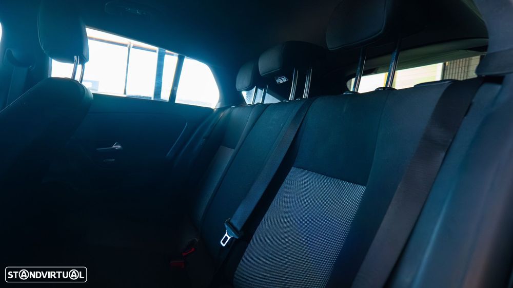 Mercedes-Benz CLA 180 d Shooting Brake Style Plus Aut. - 22