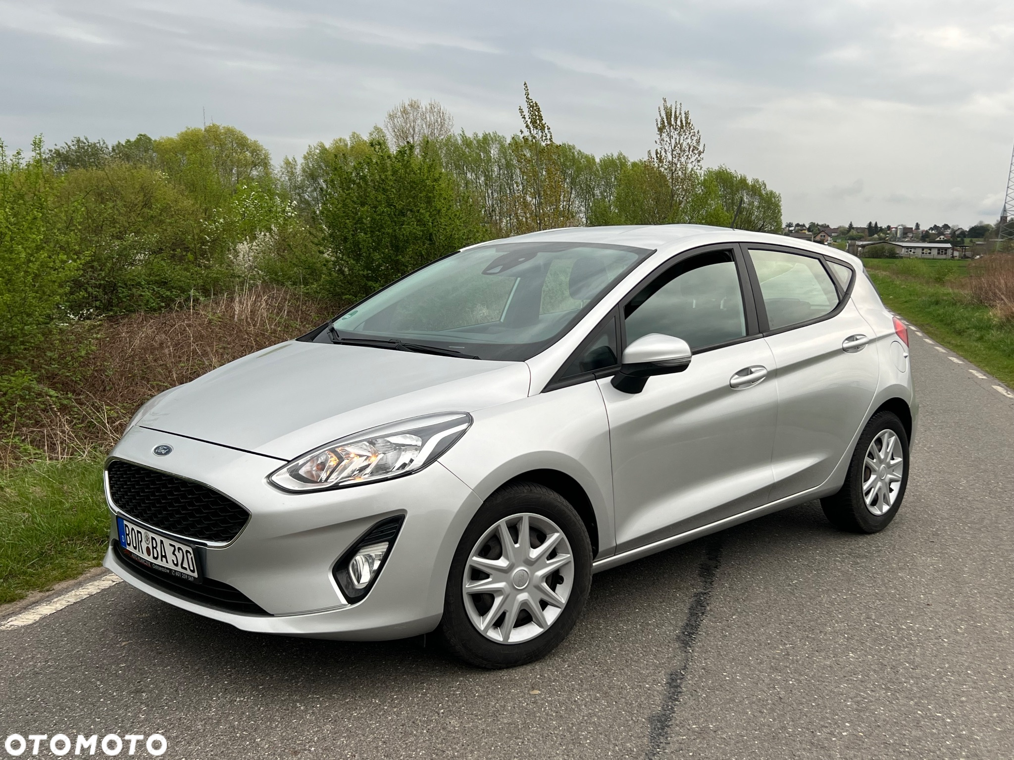 Ford Fiesta 1.0 EcoBoost S&S COOL&CONNECT - 4