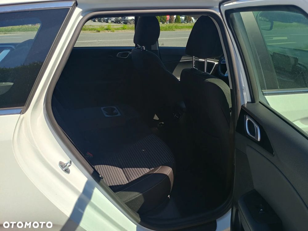 Kia Ceed 1.5 T-GDI DCT7 OPF Spirit - 9