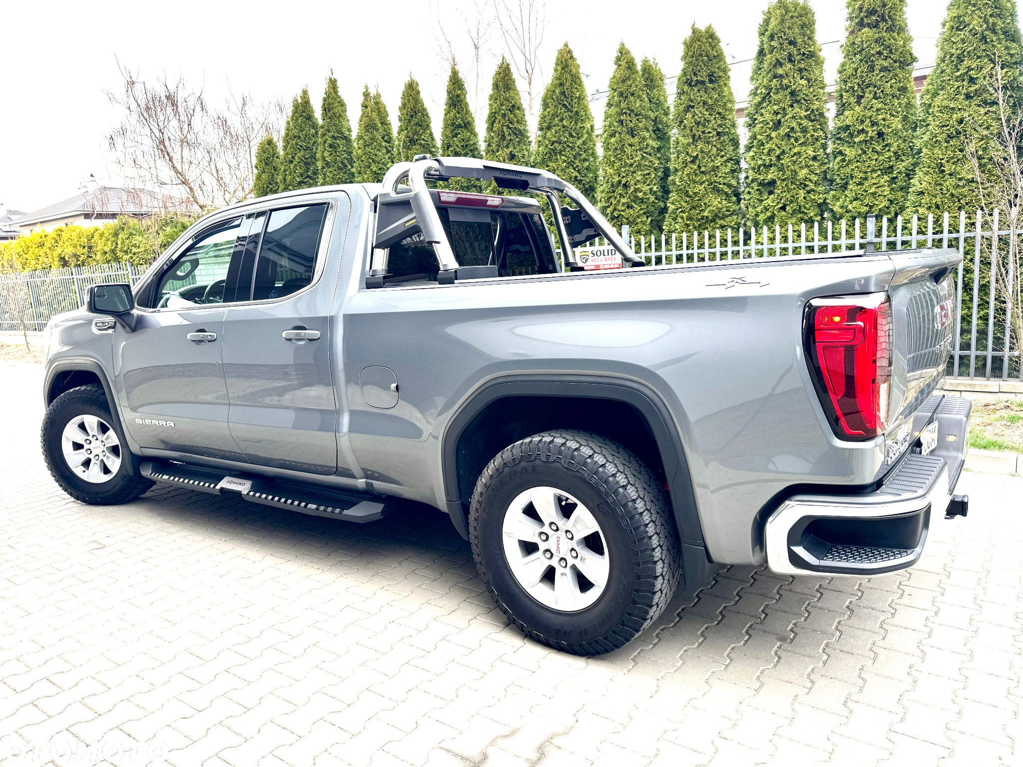 GMC Sierra - 20