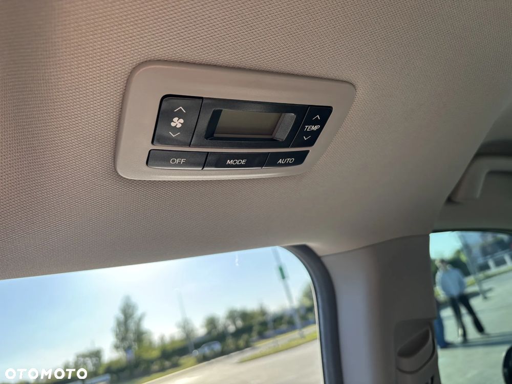 Toyota Sienna 3.5 V6 - 10