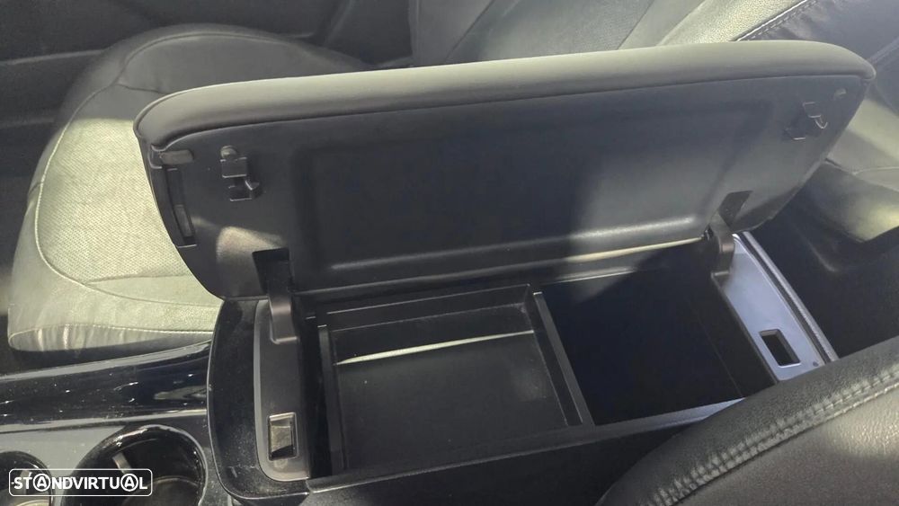 Toyota Prius 1.8 Plug-In Pack Premium - 30