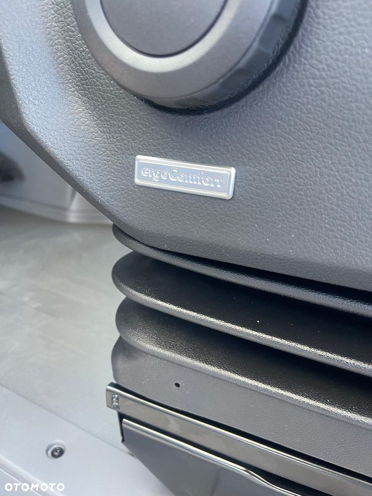 Volkswagen Crafter - 18