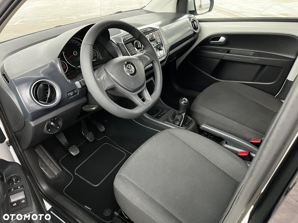 Volkswagen up! 1.0 move - 16
