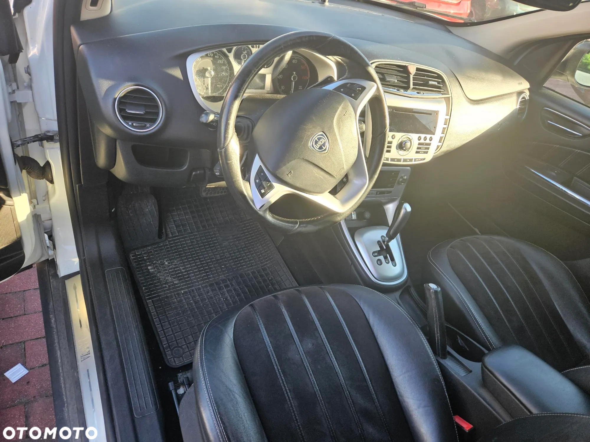 Lancia Delta 1.6 MultiJet 16v DFN6 Platinum - 4