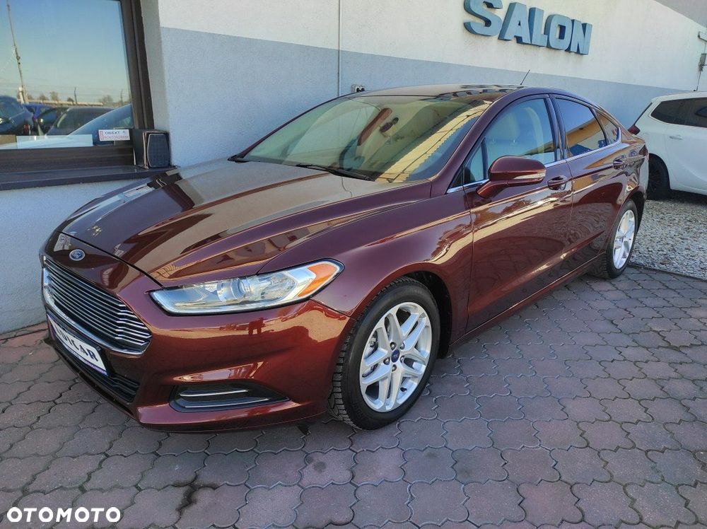 Ford Fusion - 2