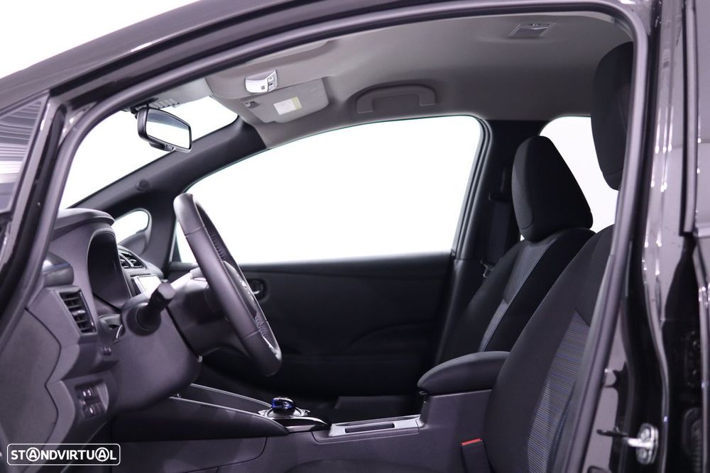 Nissan Leaf - 27