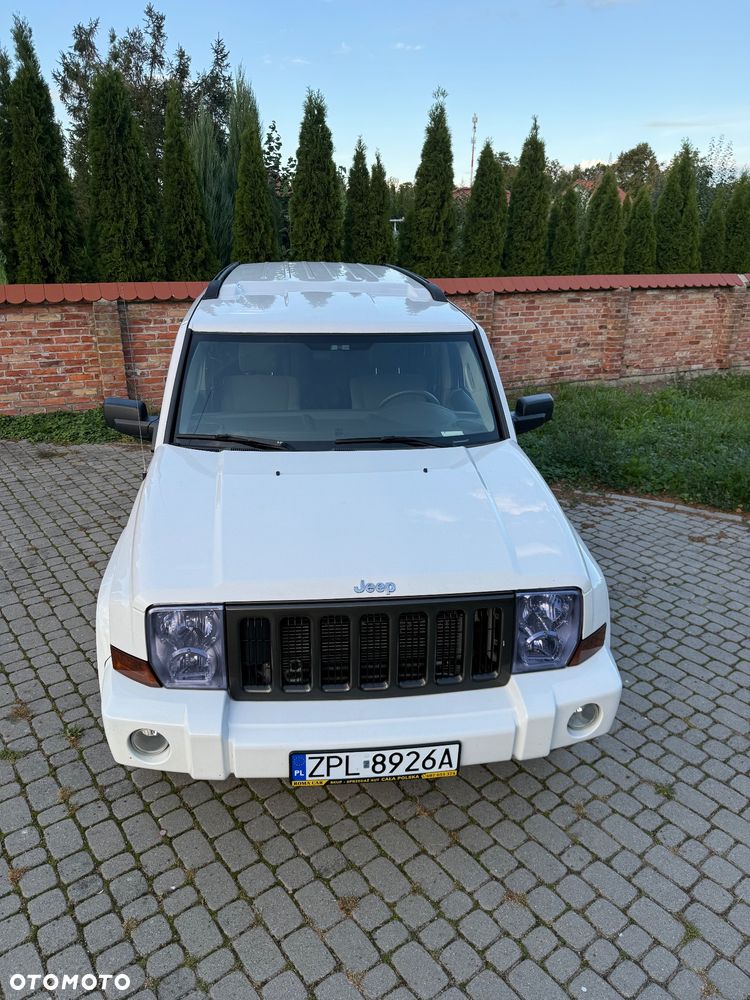 Jeep Commander 3.7 V6 - 7
