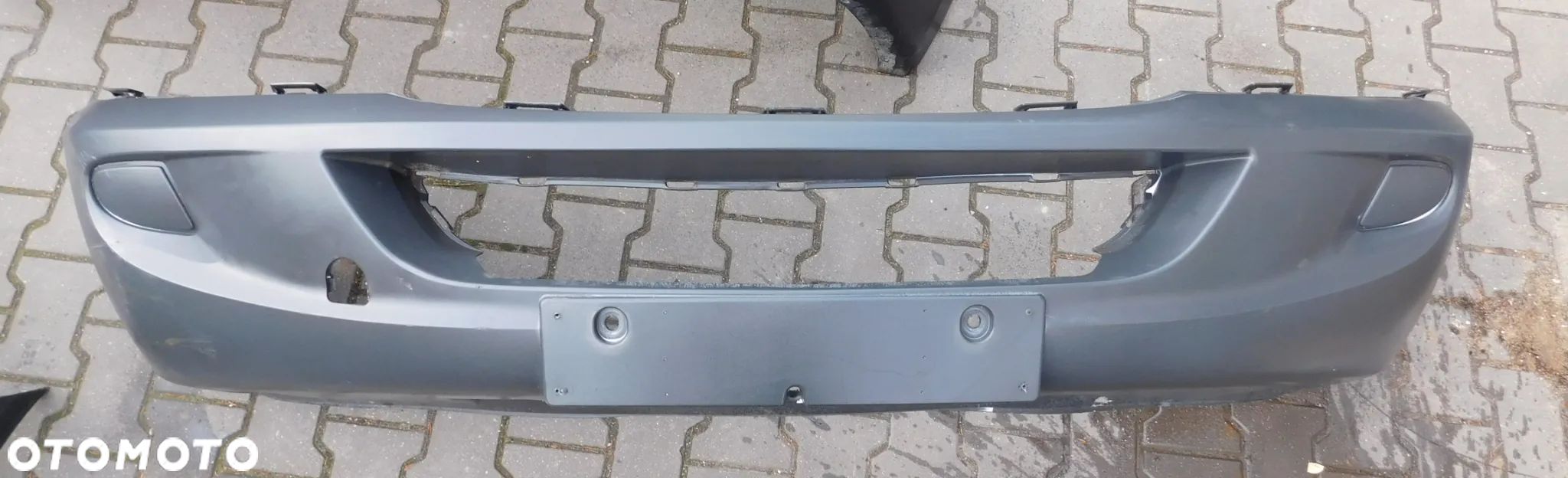 zderzak przód przedni MERCEDES SPRINTER 906 CDI - 1