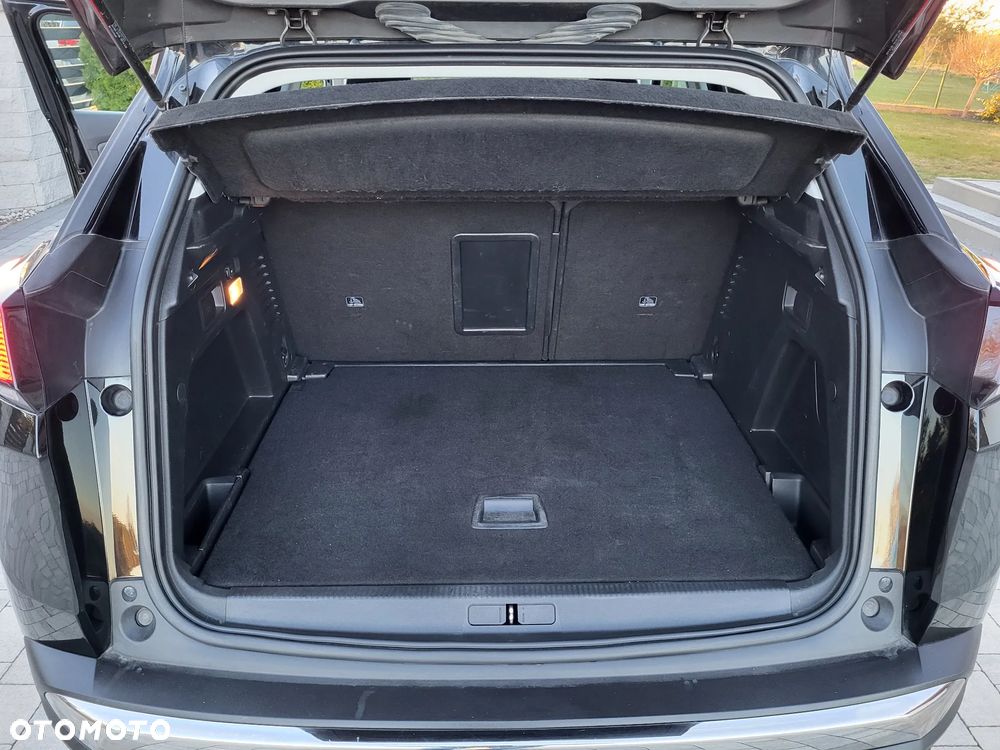 Peugeot 3008 BlueHDi 130 Stop & Start EAT8 Allure - 23