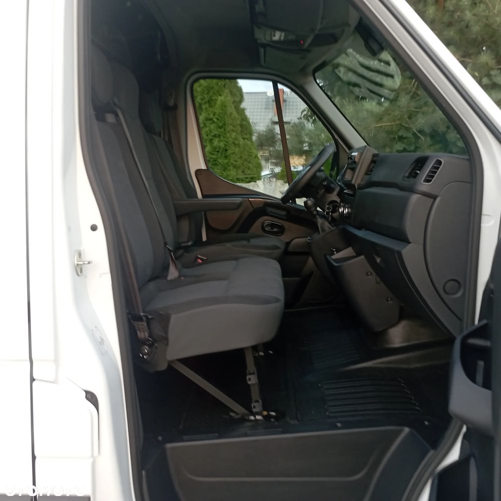 Renault Master - 16