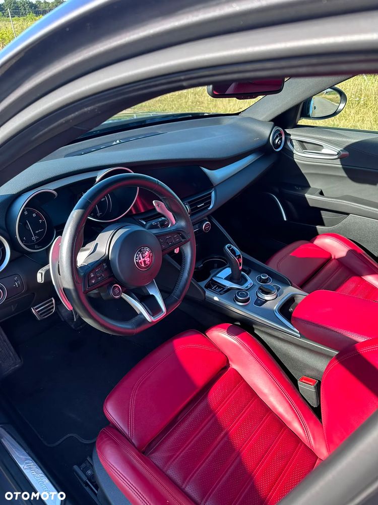 Alfa Romeo Giulia 2.0 Turbo Veloce - 22